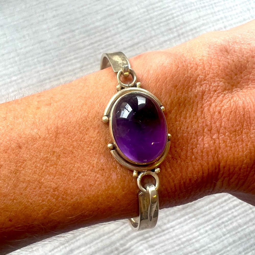 Sterling silver amethyst bangle
